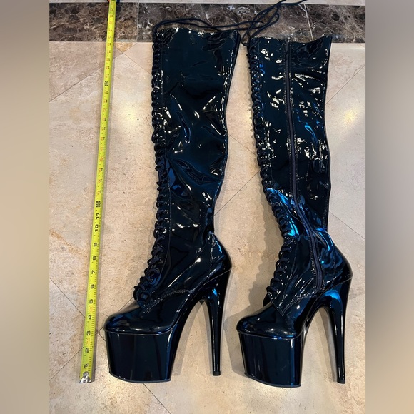 New Pleaser Thigh High Size 7 - Picture 1 of 3